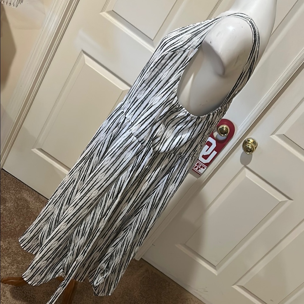Torrid Black and White Striped Midi Dress - Picture 5 of 10